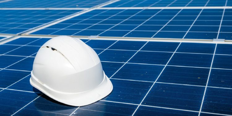 How to Find the Right Solar Panel Installer for Your Home?