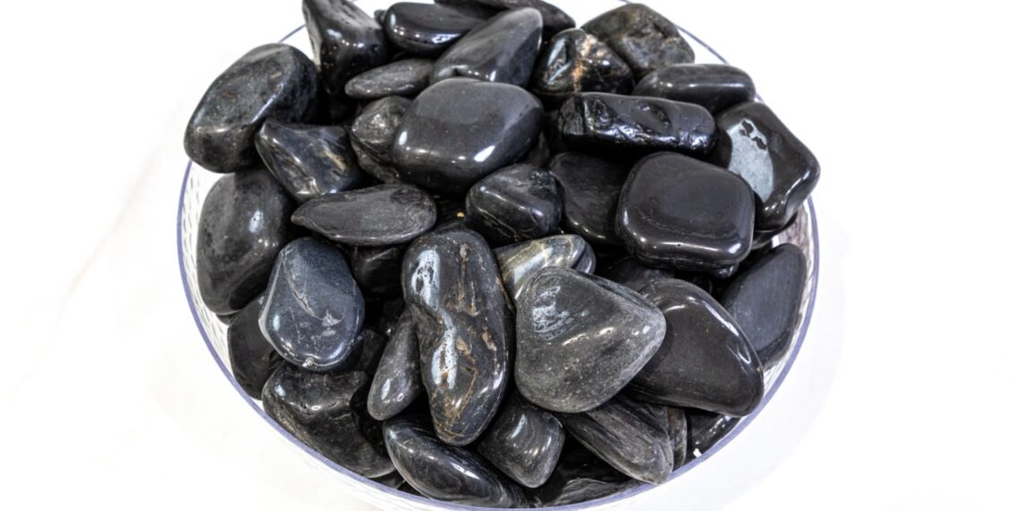 Black Pebbles